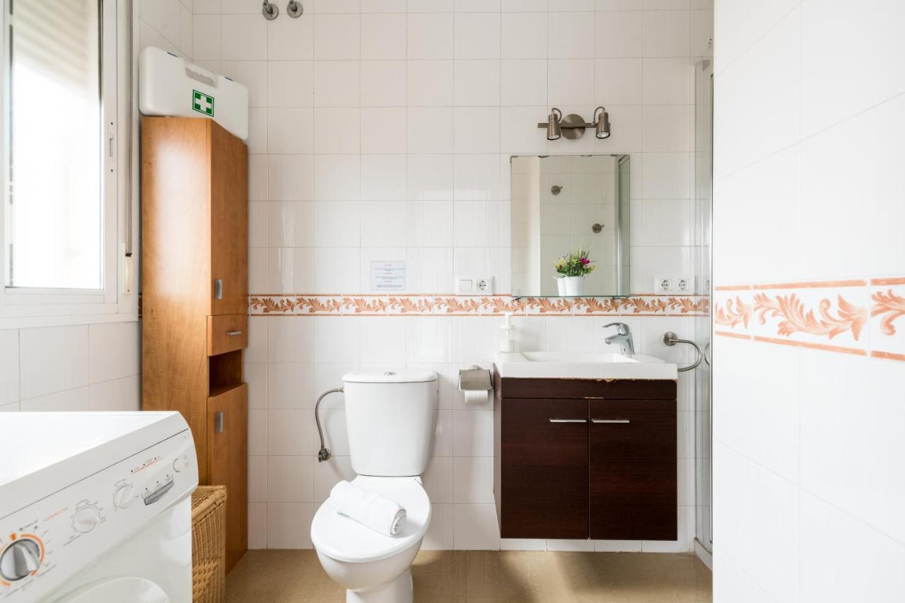 Holi-Rent Apartamento Resitur Seville Ngoại thất bức ảnh