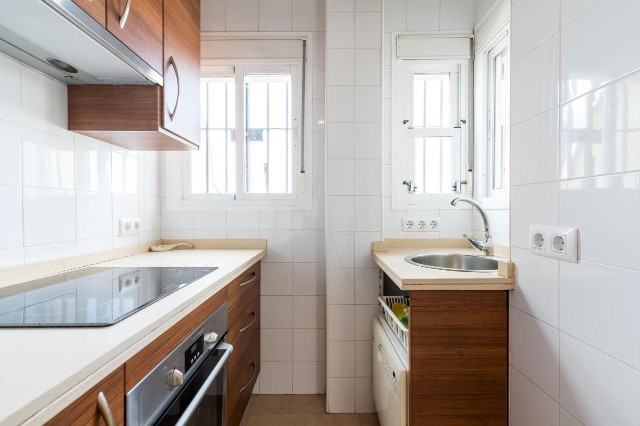 Holi-Rent Apartamento Resitur Seville Ngoại thất bức ảnh