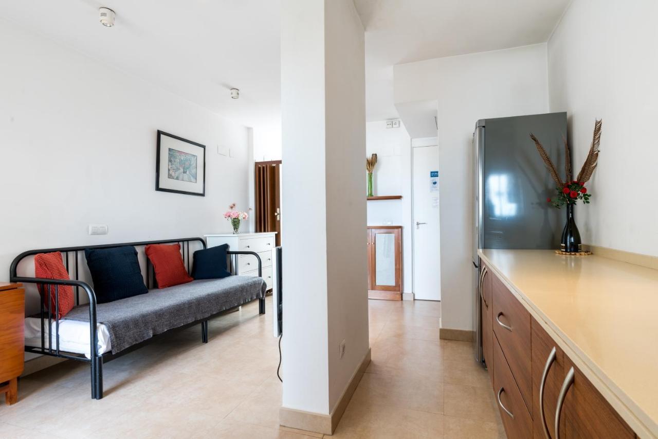Holi-Rent Apartamento Resitur Seville Ngoại thất bức ảnh