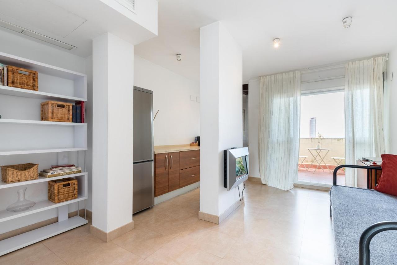 Holi-Rent Apartamento Resitur Seville Ngoại thất bức ảnh