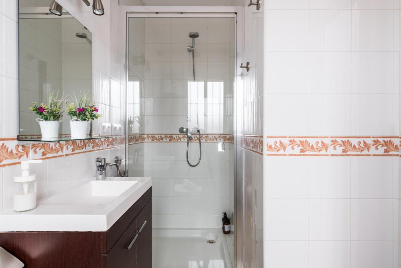Holi-Rent Apartamento Resitur Seville Ngoại thất bức ảnh