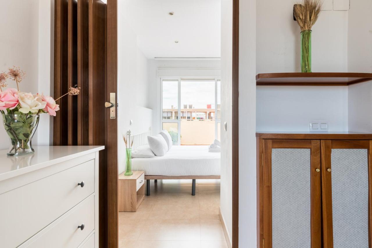 Holi-Rent Apartamento Resitur Seville Ngoại thất bức ảnh